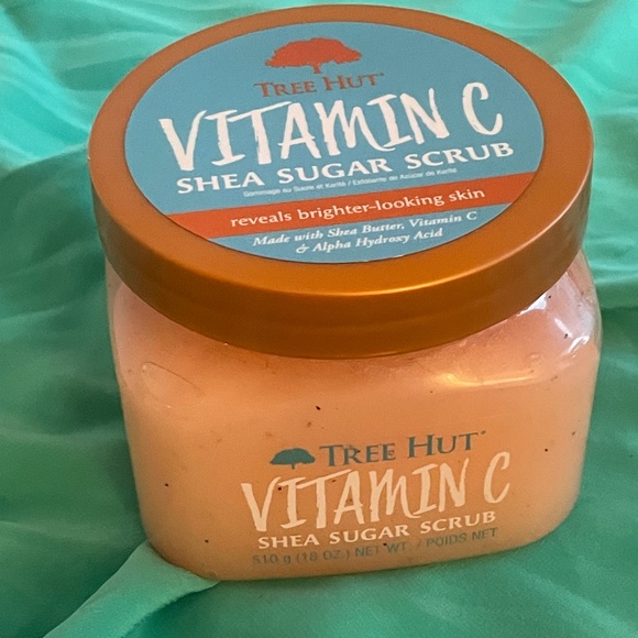 NWT Tree Hut Sugar Scrub - Vitamin C - Picture 5 of 5